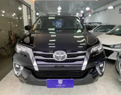 TOYOTA HILUX SW4 2.8 SRX 4X4 7 LUGARES 16V TURBO INTERCOOLER DIESEL 4P AUTOMÁTICO TOYOTA HILUX SW4 2.8 SRX 4X4 7 LUGARES 16V TURBO INTERCOOLER DIESEL 4P AUTOMÁTICO