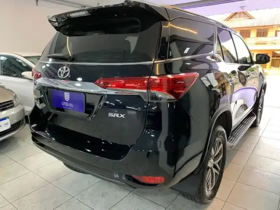 TOYOTA-HILUX SW4-2020