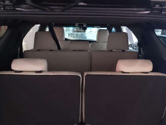 TOYOTA-HILUX SW4-2025