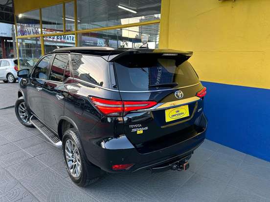 TOYOTA-HILUX SW4-2021