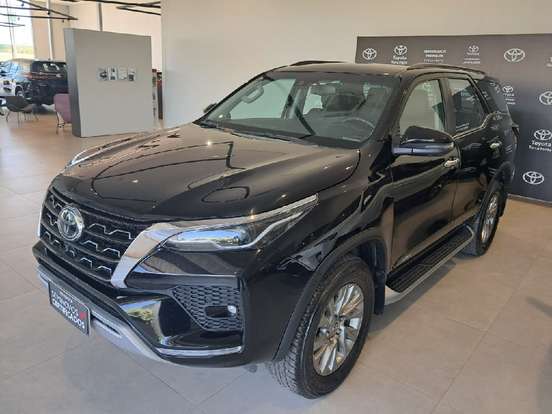 TOYOTA-HILUX SW4-2022