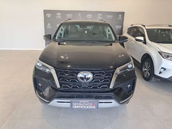 TOYOTA-HILUX SW4-2022