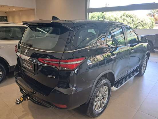TOYOTA-HILUX SW4-2022