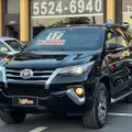TOYOTA HILUX SW4 2.8 SRX 4X4 7 LUGARES 16V TURBO INTERCOOLER DIESEL 4P AUTOMÁTICO TOYOTA HILUX SW4 2.8 SRX 4X4 7 LUGARES 16V TURBO INTERCOOLER DIESEL 4P AUTOMÁTICO