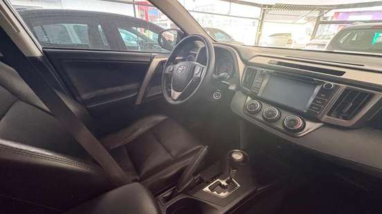 TOYOTA-RAV4-2015