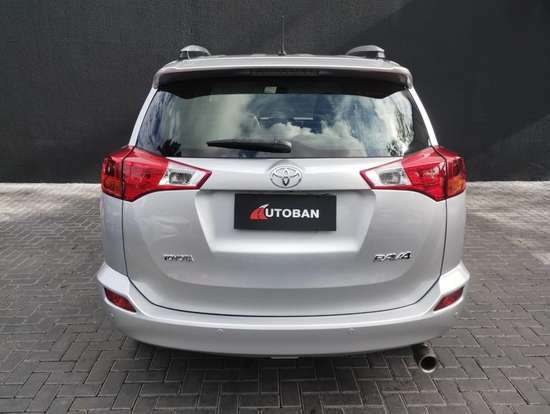 TOYOTA-RAV4-2.0 4X2 16V GASOLINA 4P AUTOMÁTICO TOYOTA-RAV4-2014