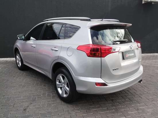 TOYOTA-RAV4-2014