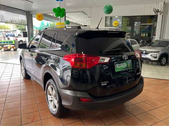 TOYOTA-RAV4-2013