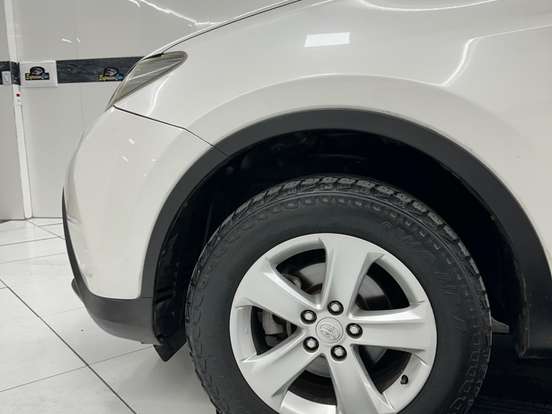 TOYOTA-RAV4-2.5 4X4 16V GASOLINA 4P AUTOMÁTICO TOYOTA-RAV4-2013