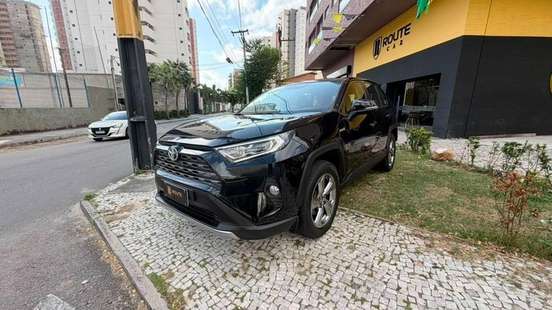 TOYOTA-RAV4-2020