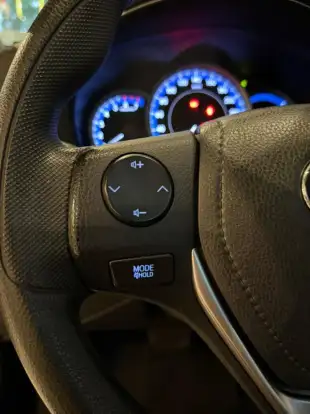 TOYOTA-YARIS-2020