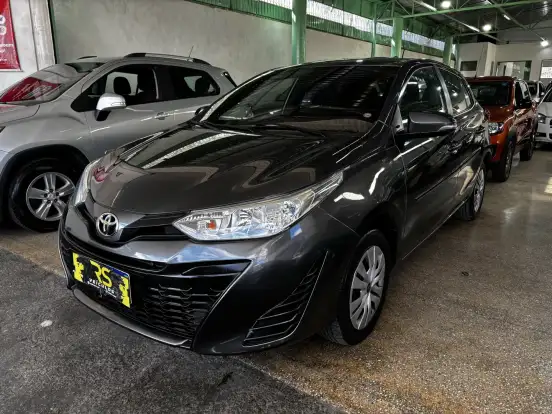 TOYOTA-YARIS-2020