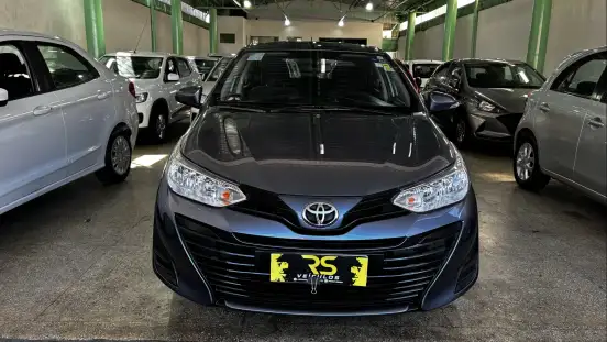 TOYOTA-YARIS-2020