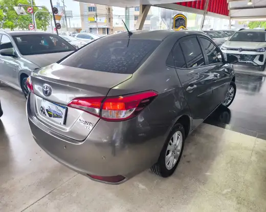 TOYOTA-YARIS-1.5 16V FLEX SEDAN XL PLUS TECH MULTIDRIVE TOYOTA-YARIS-2019