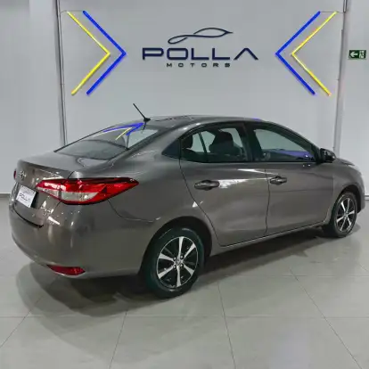 TOYOTA-YARIS-2018