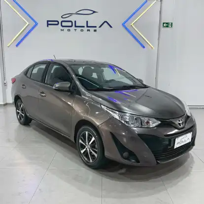 TOYOTA-YARIS-2018