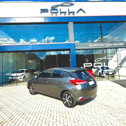 TOYOTA-YARIS-2021