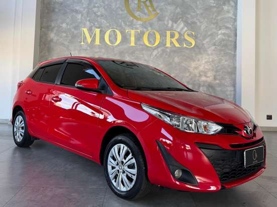 TOYOTA-YARIS-2019
