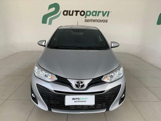 TOYOTA-YARIS-2019