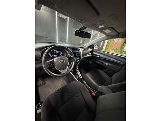 TOYOTA-YARIS-2018