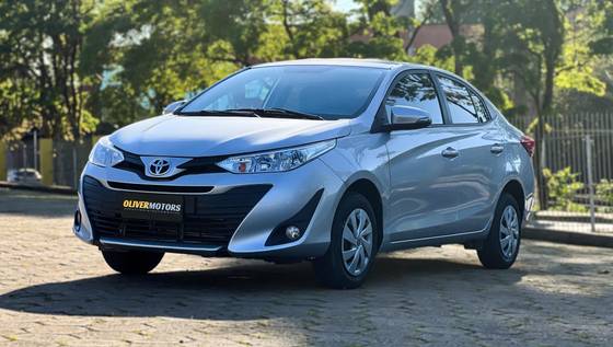 TOYOTA YARIS 1.5 16V FLEX SEDAN XL MULTIDRIVE