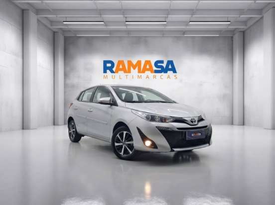 TOYOTA-YARIS-2021