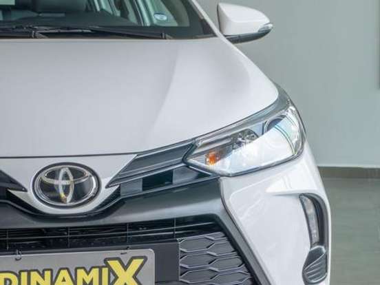 TOYOTA-YARIS-1.5 16V FLEX SEDAN XS CONNECT MULTIDRIVE TOYOTA-YARIS-2023