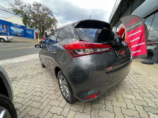 TOYOTA-YARIS-1.5 16V FLEX XS CONNECT MULTIDRIVE TOYOTA-YARIS-2022