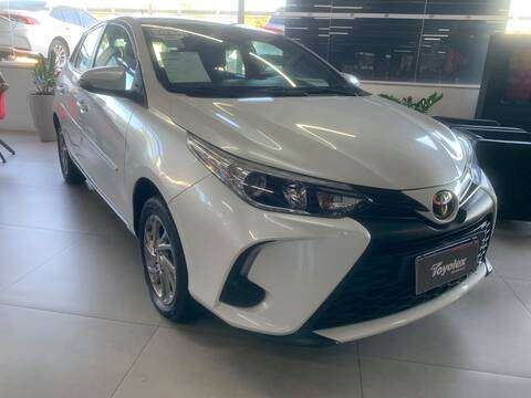 TOYOTA-YARIS-1.5 16V FLEX XS MULTIDRIVE TOYOTA-YARIS-2023