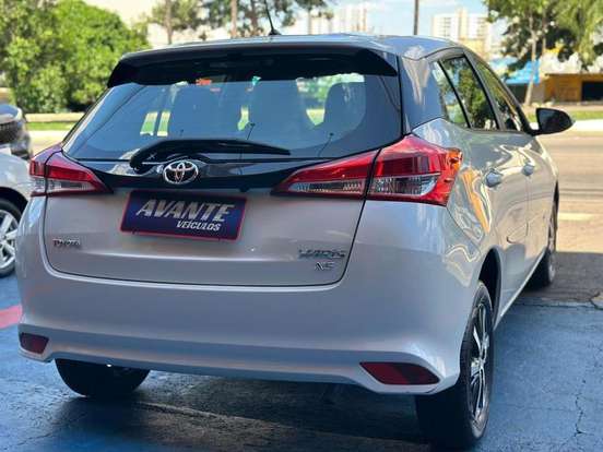 TOYOTA-YARIS-1.5 16V FLEX XS MULTIDRIVE TOYOTA-YARIS-2019