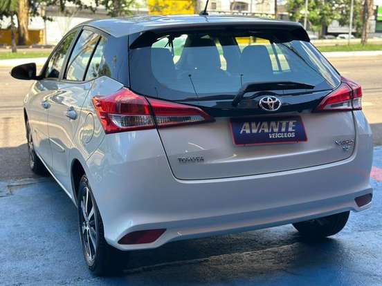 TOYOTA-YARIS-1.5 16V FLEX XS MULTIDRIVE TOYOTA-YARIS-2019