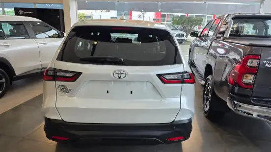 TOYOTA-YARIS CROSS-2026
