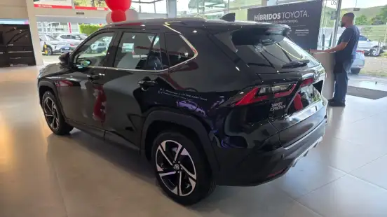 TOYOTA-YARIS CROSS-2026