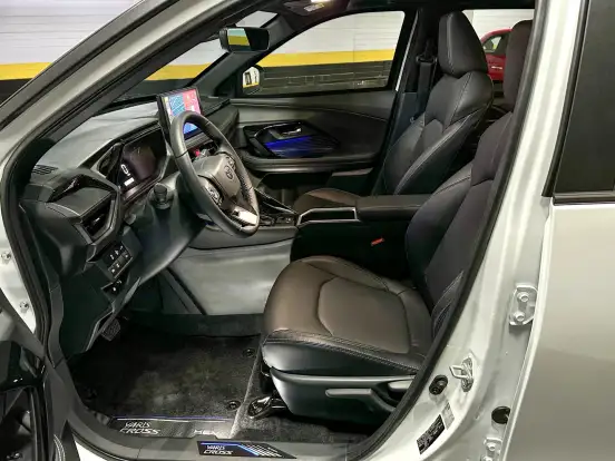 TOYOTA-YARIS CROSS-2026