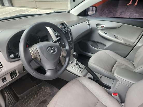 TOYOTA-COROLLA-2009