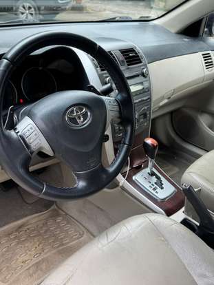 TOYOTA-COROLLA-2012