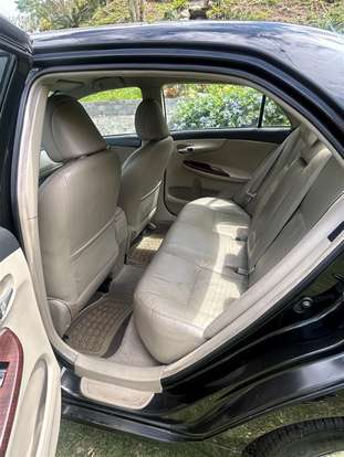 TOYOTA-COROLLA-2012