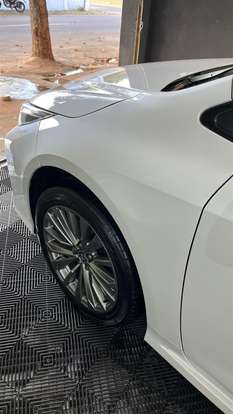 TOYOTA-COROLLA-2024