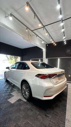 TOYOTA-COROLLA-2024