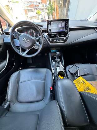 TOYOTA-COROLLA-2021