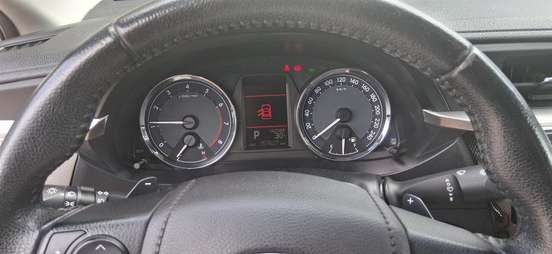 TOYOTA-COROLLA-2014