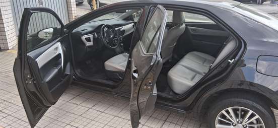 TOYOTA-COROLLA-2014