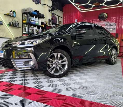 TOYOTA-COROLLA-2018