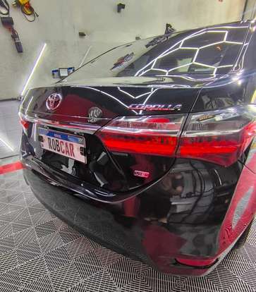 TOYOTA-COROLLA-2018
