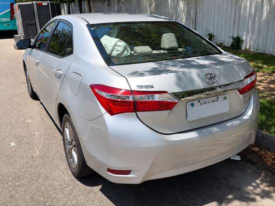TOYOTA-COROLLA-2.0 XEI 16V FLEX 4P AUTOMÁTICO TOYOTA-COROLLA-2016