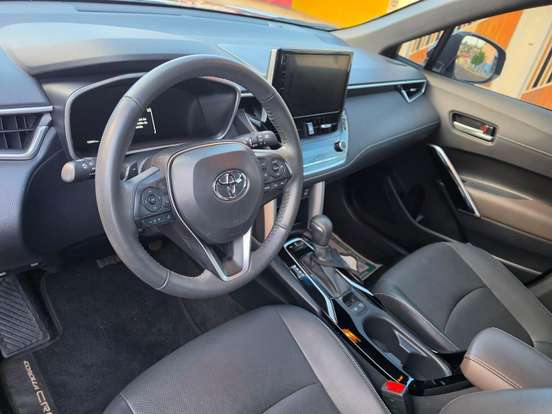 TOYOTA-COROLLA CROSS-2024
