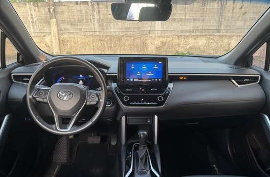 TOYOTA-COROLLA CROSS-2023
