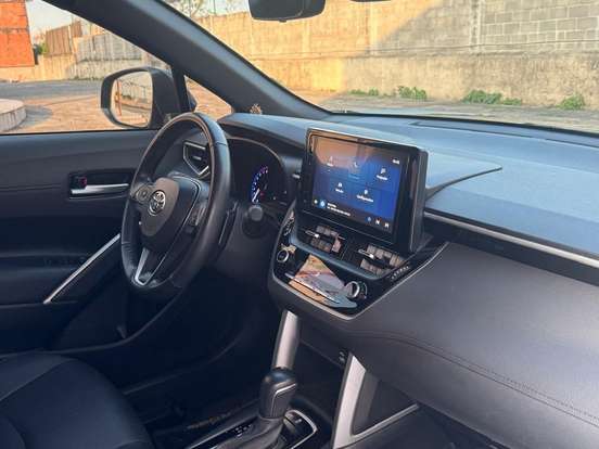 TOYOTA-COROLLA CROSS-2023