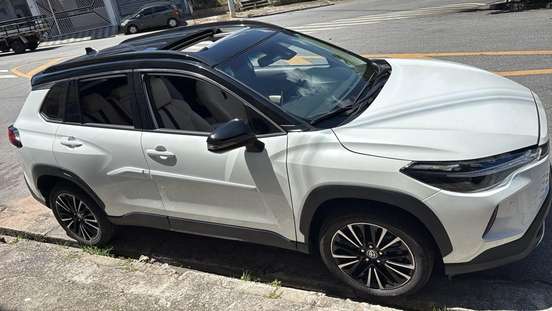 TOYOTA-COROLLA CROSS-2024