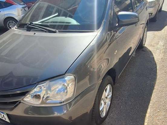 TOYOTA-ETIOS-1.3 X 16V FLEX 4P MANUAL TOYOTA-ETIOS-2013